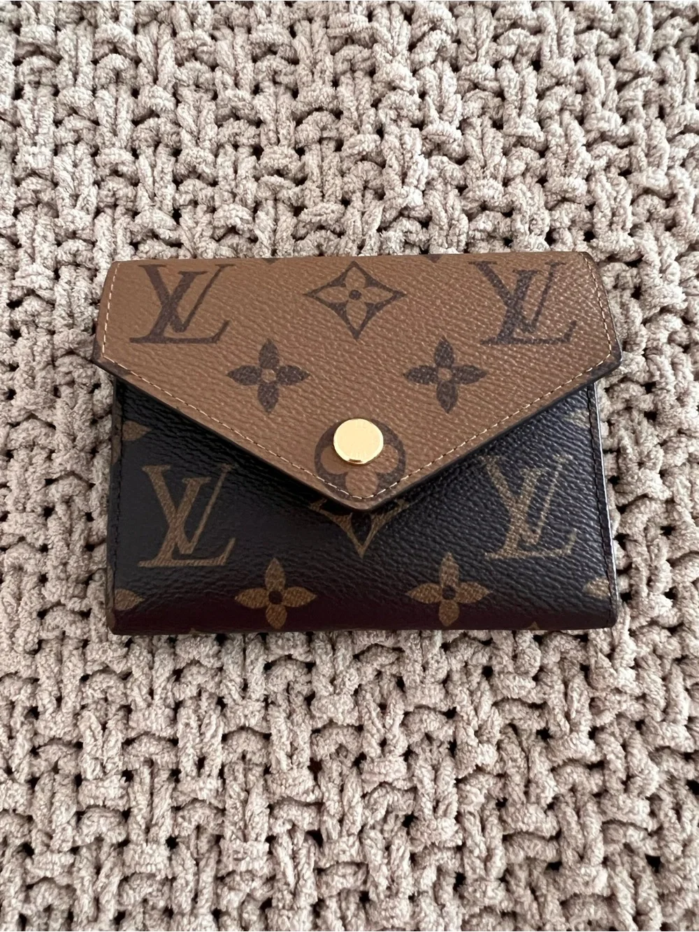 Louis Vuitton Two-Tone Monogram Victorine Card Wallet - Picture 1 of 6